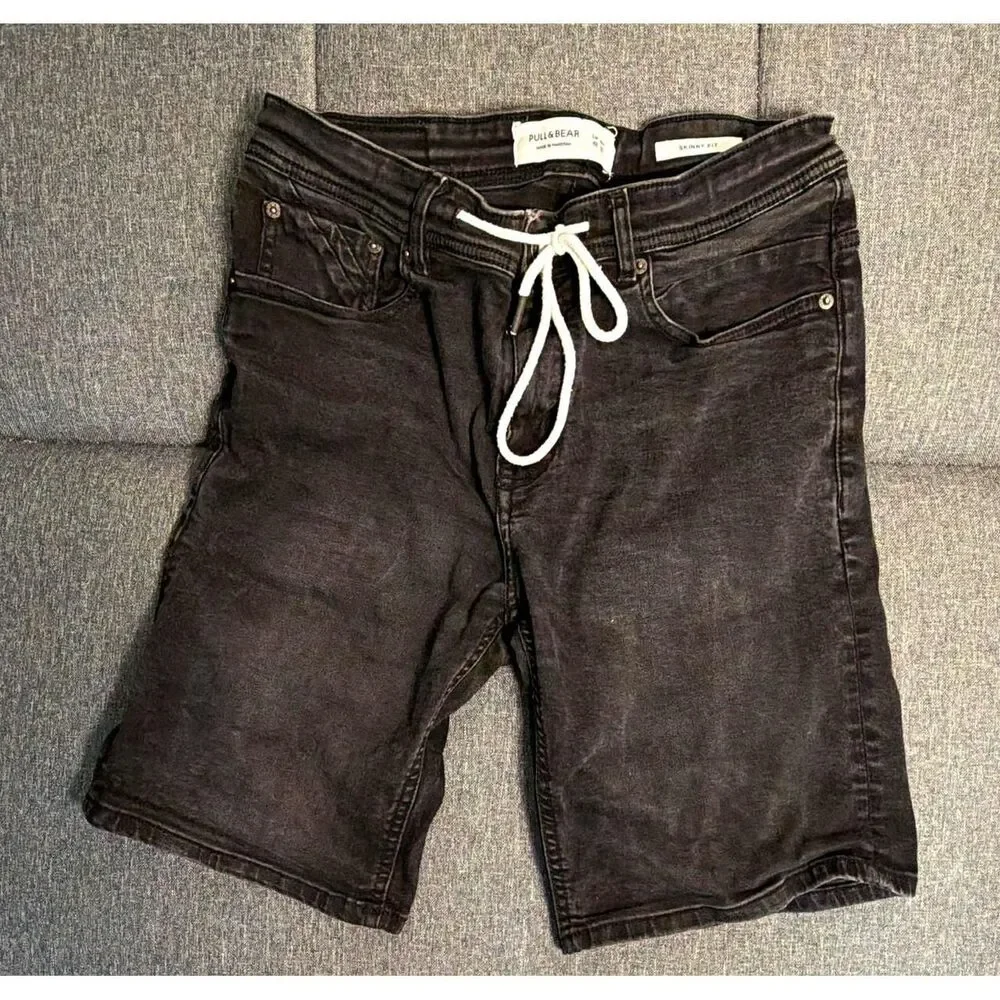 Pull-bear Men's Black Shorts